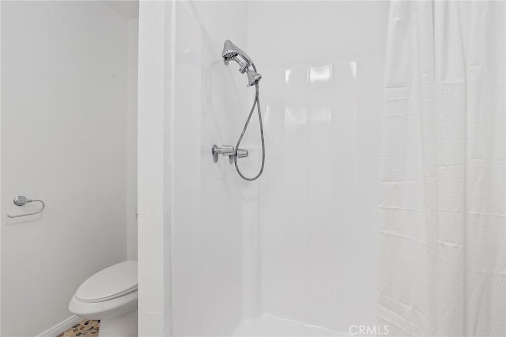 https://media.crmls.org/medias/11f56d5d-1a34-412a-97c6-86f173ba3265.jpg?preset=X-Large