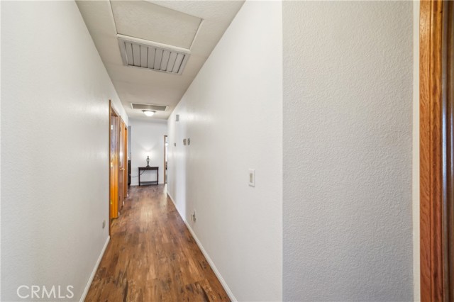 13319 Waco Ln, Apple Valley CA: https://media.crmls.org/medias/11f5c2a0-0cae-40cd-8b0e-4936d02cede8.jpg