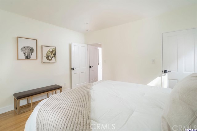 2 Bed Home for Sale in Toluca Lake, California