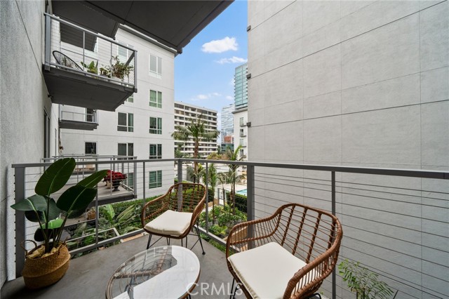 Detail Gallery Image 15 of 35 For 645 W 9th St #433,  Los Angeles,  CA 90015 - 1 Beds | 1 Baths