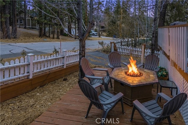 Detail Gallery Image 15 of 33 For 42324 Paramount, Big Bear Lake,  CA 92315 - 3 Beds | 2 Baths