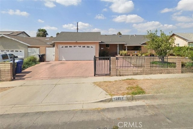 12401 Glamis Street photo 1