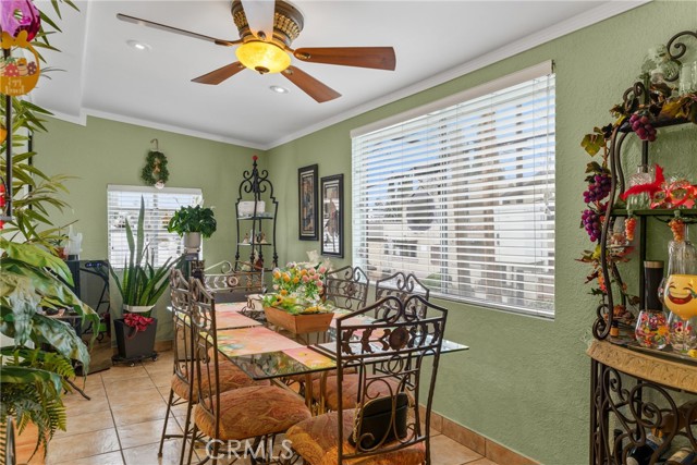 Detail Gallery Image 13 of 49 For 3812 Middlebury, Los Angeles,  CA 90004 - 3 Beds | 2/1 Baths