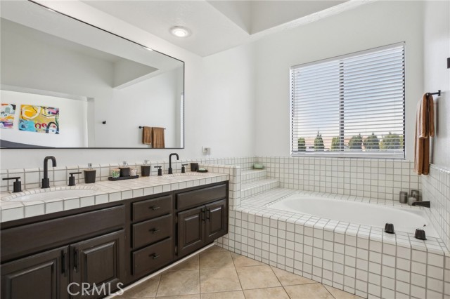 Detail Gallery Image 38 of 72 For 15 Waterway #11,  Irvine,  CA 92614 - 3 Beds | 2 Baths