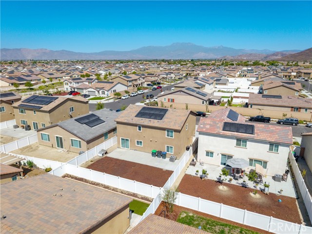 1963 Old Steel Way, Hemet CA: https://media.crmls.org/medias/11f7aaf0-8867-4b30-ade0-7d93ff382297.jpg