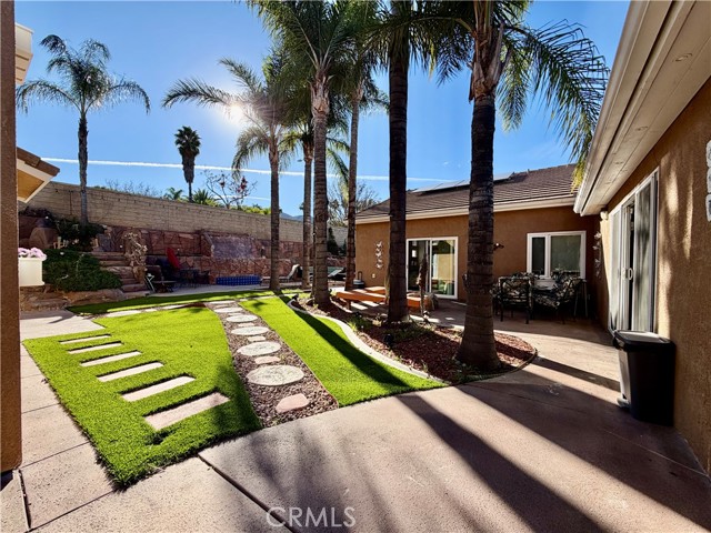 Detail Gallery Image 40 of 46 For 3585 Ambrose, Corona,  CA 92882 - 5 Beds | 3/1 Baths