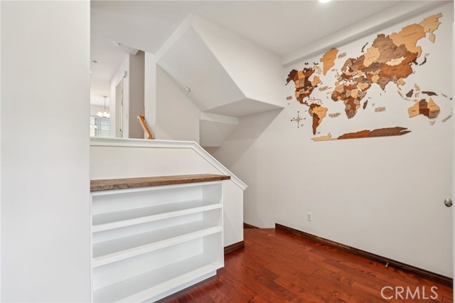 50 Esperanza Avenue, Sierra Madre CA: https://media.crmls.org/medias/11f88e8a-6b9a-4c4b-9336-9cf0144406e2.jpg