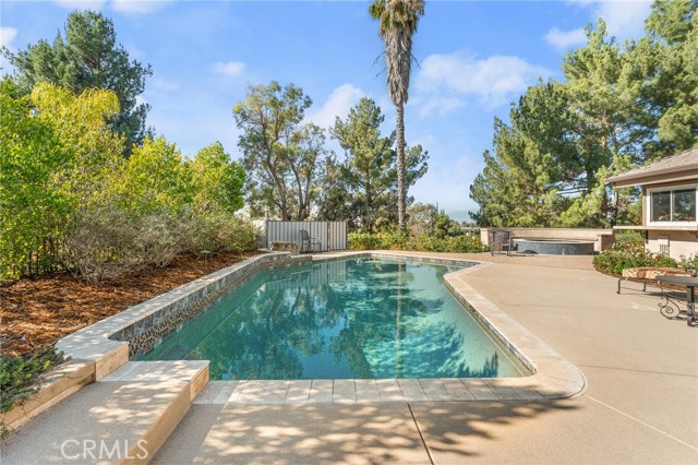 1632 Country Club Drive, Redlands CA: https://media.crmls.org/medias/11f8a9dd-0c13-41b5-b6c6-e422fc083285.jpg