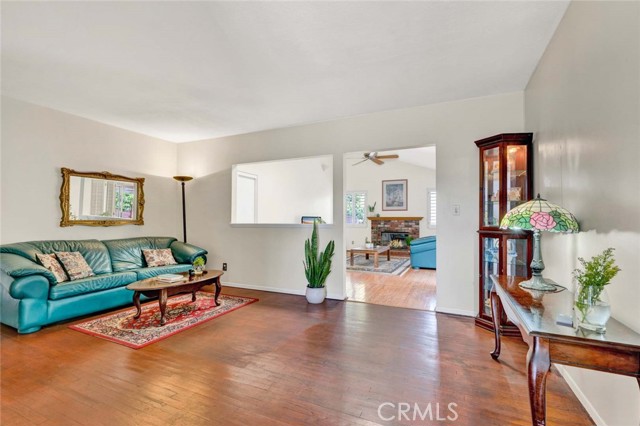 Detail Gallery Image 4 of 37 For 7911 Rockwell Ave, Midway City,  CA 92655 - 3 Beds | 2 Baths