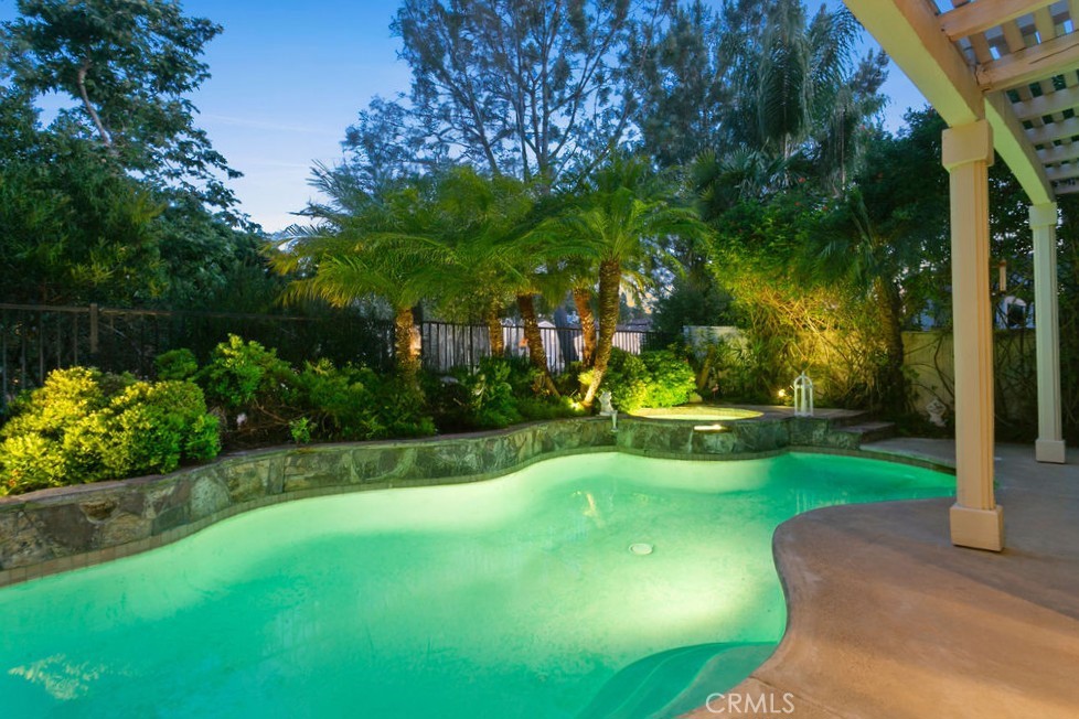 MLS #OC25250506 image #32