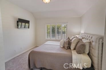 24066 Regents Park Circle, Valencia CA: https://media.crmls.org/medias/11fcbeee-6cf2-4fe6-8b94-26a3647a87f8.jpg