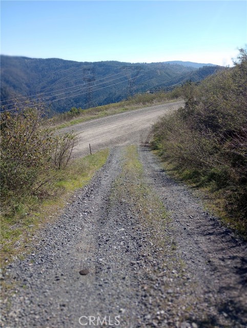 Image 30 of 33 For 0 Bardees Bar