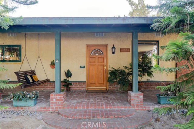 11594 Morrison Street, North Hollywood CA: https://media.crmls.org/medias/11fd019c-ce16-4960-8fed-90b8c02f403c.jpg