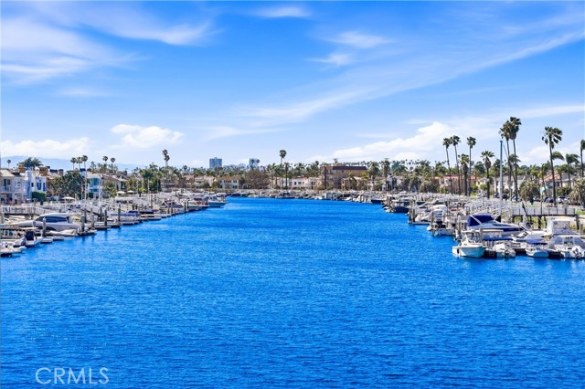 Detail Gallery Image 54 of 70 For 383 Bay Shore #203,  Long Beach,  CA 90803 - 2 Beds | 2 Baths