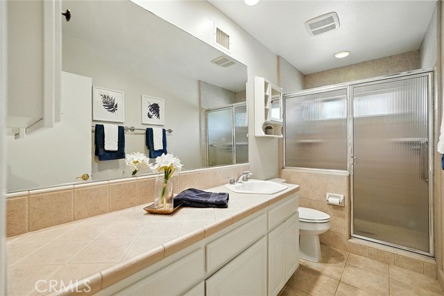 1210 Los Altos Avenue, Long Beach CA: https://media.crmls.org/medias/11fe605d-86ef-45b9-8861-ee5b17be13a6.jpg