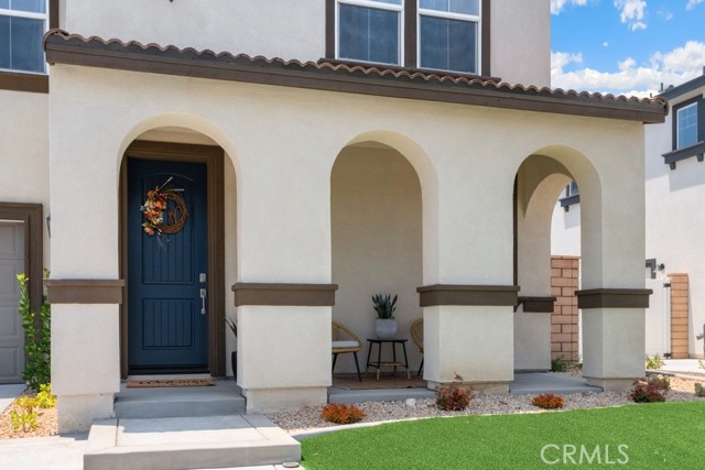 Detail Gallery Image 2 of 26 For 30685 White Pines Dr, Menifee,  CA 92584 - 4 Beds | 3 Baths