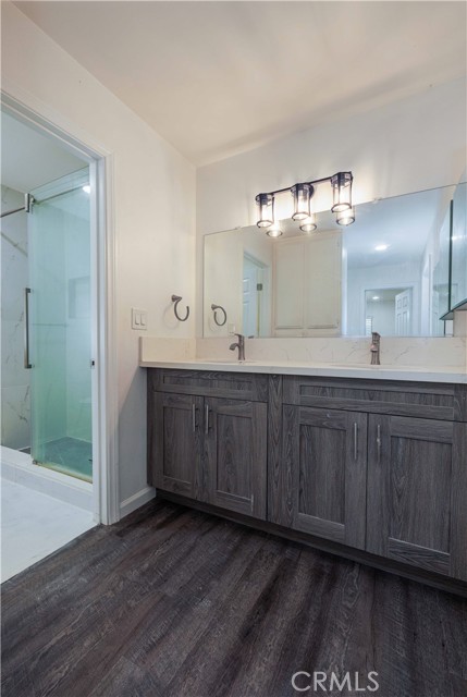 1806 N Fairview Street, Santa Ana CA: https://media.crmls.org/medias/1200aec3-2e69-4290-ac8f-d2f6a478e950.jpg