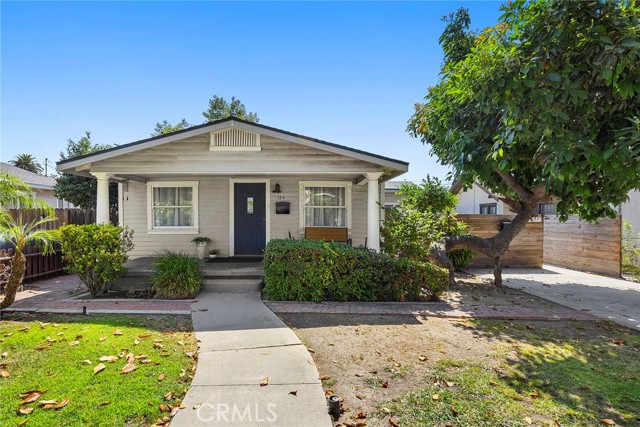 124 N Princeton Avenue, Fullerton CA: https://media.crmls.org/medias/120147b9-968f-4b72-9f00-33d4983cd245.jpg