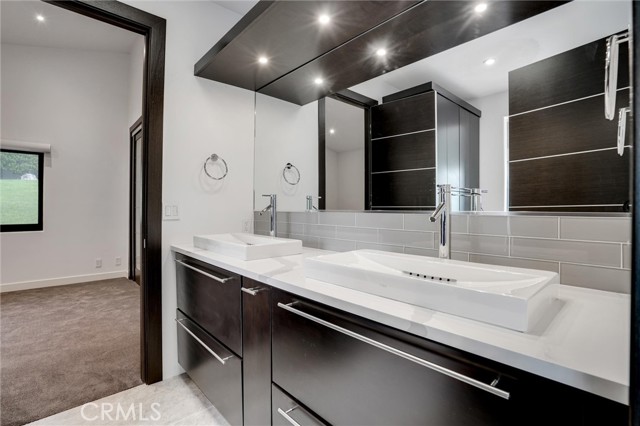 Detail Gallery Image 29 of 46 For 1424 via Zumaya, Palos Verdes Estates,  CA 90274 - 5 Beds | 4 Baths
