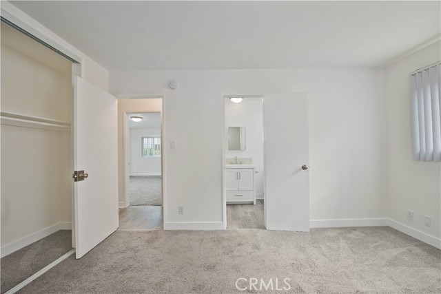 5415 Newcastle Avenue, Encino CA: https://media.crmls.org/medias/1202668a-7832-4ce9-8369-31a0308c6cc2.jpg