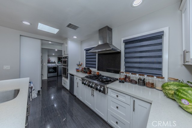 4712 Townsend Avenue, Los Angeles CA: https://media.crmls.org/medias/12027ae7-f091-4e82-8d04-29e2ae1dcf9a.jpg