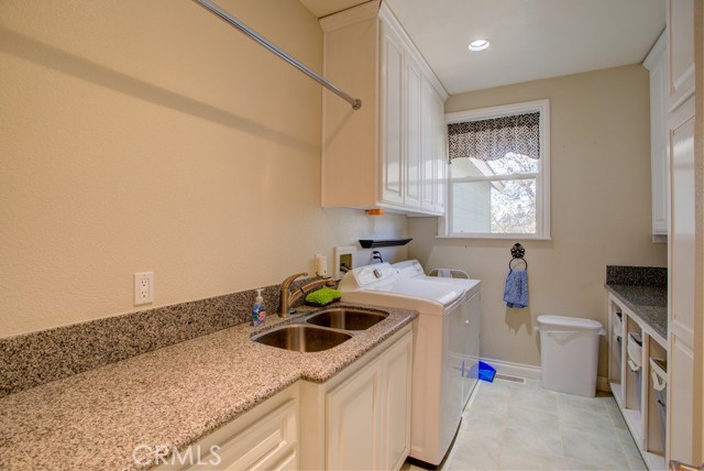 Image 41 of 75 For 32557 Pine Cone Ct A&b