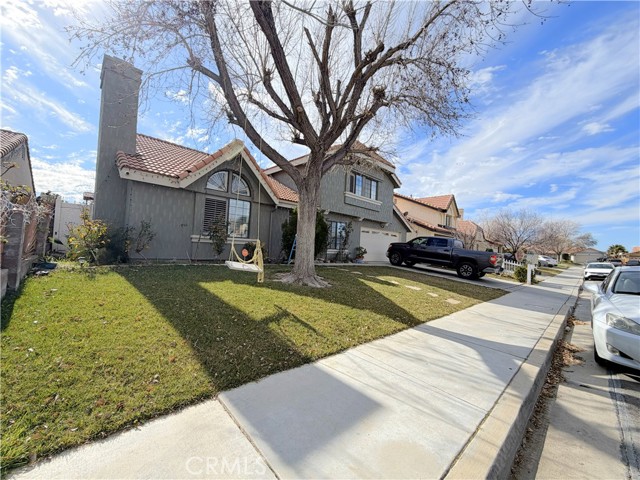 Detail Gallery Image 3 of 46 For 5102 Cantlewood, Palmdale,  CA 93552 - 4 Beds | 3 Baths