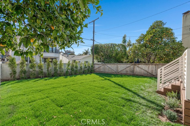 Detail Gallery Image 60 of 62 For 7822 W 79th St, Playa Del Rey,  CA 90293 - 5 Beds | 3 Baths