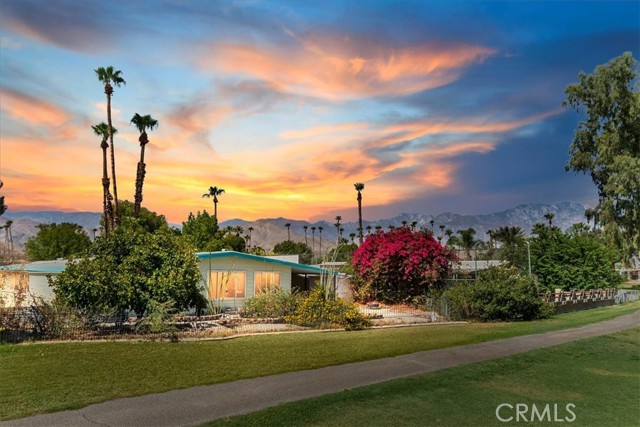 Detail Gallery Image 2 of 35 For 86 via Minorca, Cathedral City,  CA 92234 - 2 Beds | 2 Baths