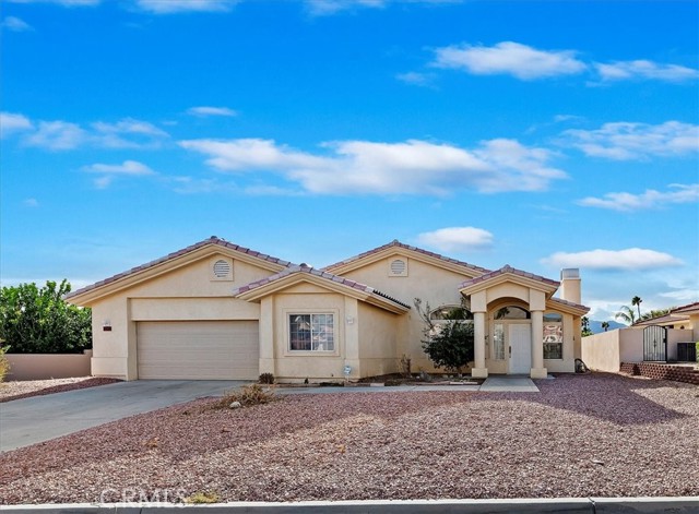 Detail Gallery Image 2 of 43 For 9541 Ekwanok Dr, Desert Hot Springs,  CA 92240 - 3 Beds | 2 Baths