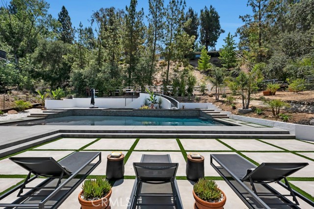 176 Saddlebow Road, Bell Canyon CA: https://media.crmls.org/medias/12043c6b-6ed0-45ed-afdb-1d6e506c0c19.jpg