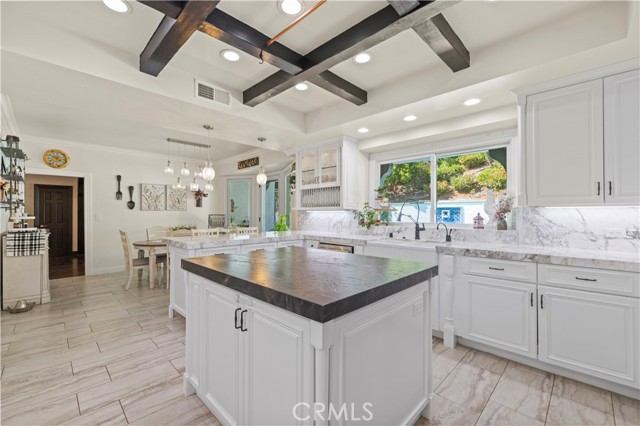 25730 Sand Canyon Road, Canyon Country CA: https://media.crmls.org/medias/1204e83b-34af-4a49-8098-16c026bd58c5.jpg