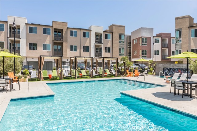 Detail Gallery Image 11 of 17 For 960 N Tangent Privado #302,  Ontario,  CA 91764 - 2 Beds | 2 Baths