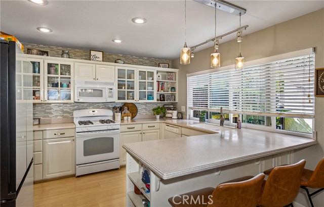 Detail Gallery Image 12 of 22 For 25338 Lawton, Loma Linda,  CA 92354 - 2 Beds | 2 Baths