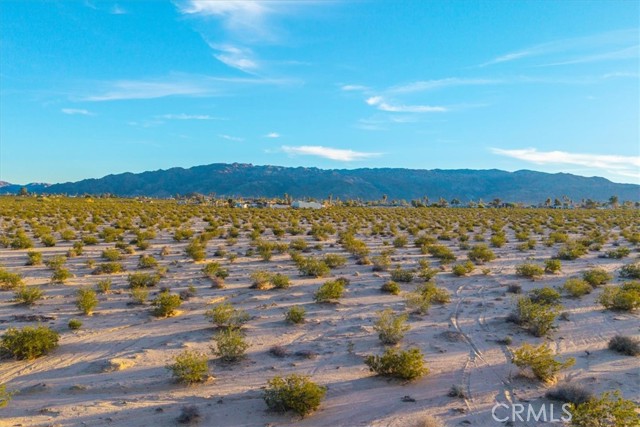 Detail Gallery Image 18 of 40 For 3 Laura Ln, Twentynine Palms,  CA 92277 - – Beds | – Baths