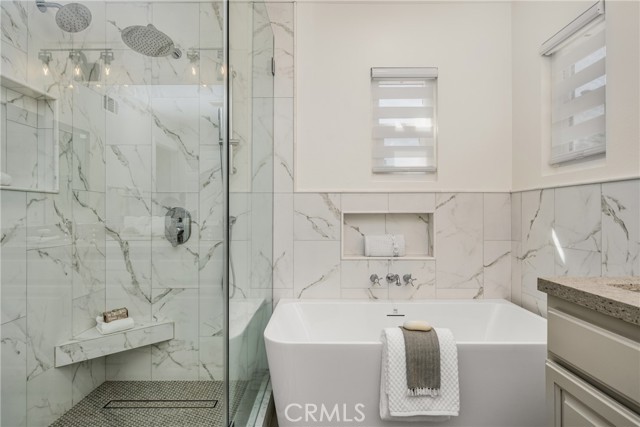 Image 16 of 52 For 2981 Humeston