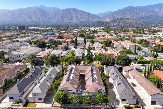 150 Diamond #B Street, Arcadia CA: https://media.crmls.org/medias/12066c10-3cf0-44e9-9f85-255e03371c9b.jpg