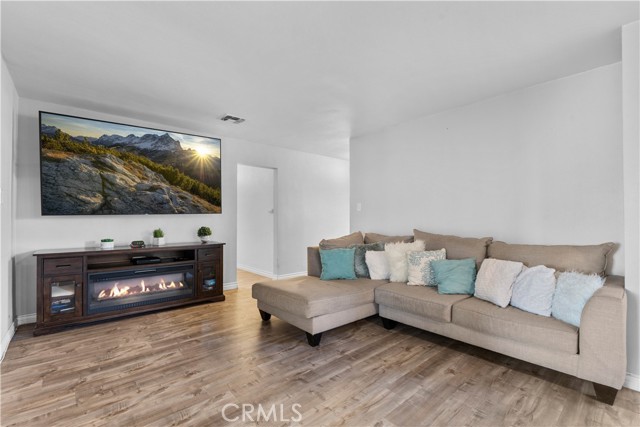 Detail Gallery Image 9 of 36 For 5332 Elm Ave, San Bernardino,  CA 92404 - 3 Beds | 2 Baths