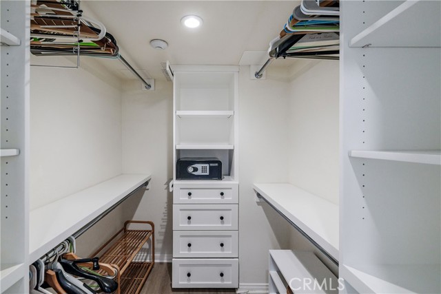Detail Gallery Image 29 of 51 For 1219 S Catalina Ave, Redondo Beach,  CA 90277 - 4 Beds | 3/1 Baths