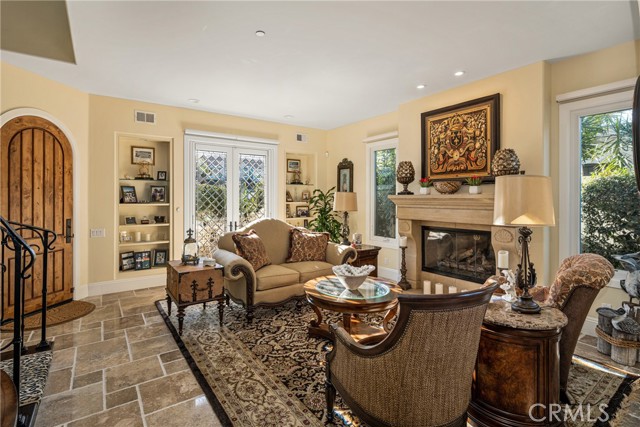 Detail Gallery Image 6 of 50 For 3222 Clay St, Newport Beach,  CA 92663 - 3 Beds | 2/1 Baths