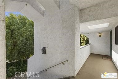 https://media.crmls.org/medias/1208bfcd-b858-4f91-ad12-c38f02b5ca48.jpg?preset=X-Large