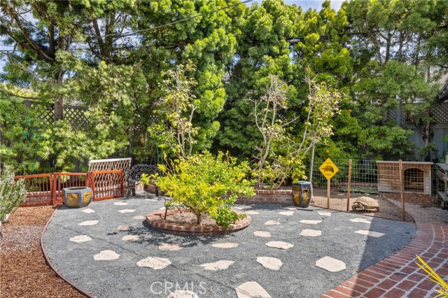 626 Elvira Avenue, Redondo Beach CA: https://media.crmls.org/medias/120936cf-712f-46e0-8ede-721813eba21c.jpg