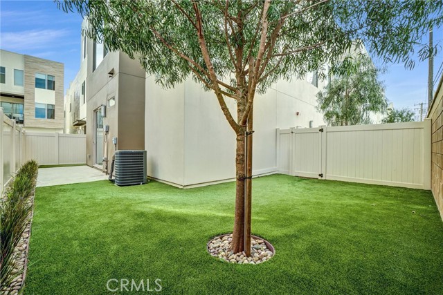 Image 41 of 51 For 24 Ebb Tide  