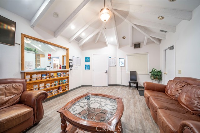 315 E Route 66, Glendora, California 91740, ,Commercial Lease,For Rent,315 E Route 66,CRCV25060682