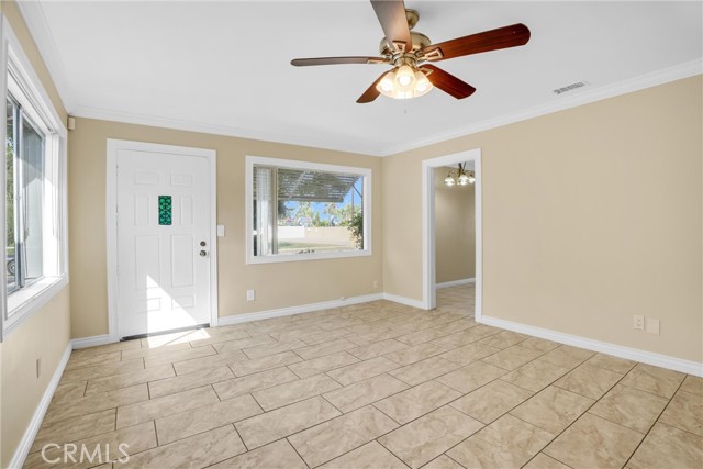 Detail Gallery Image 3 of 23 For 185 S. Bush St, Orange,  CA 92868 - 2 Beds | 1 Baths