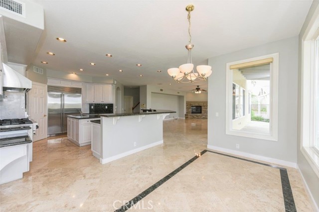 120a233c E71a 4086 A476 3c8c08fe453e