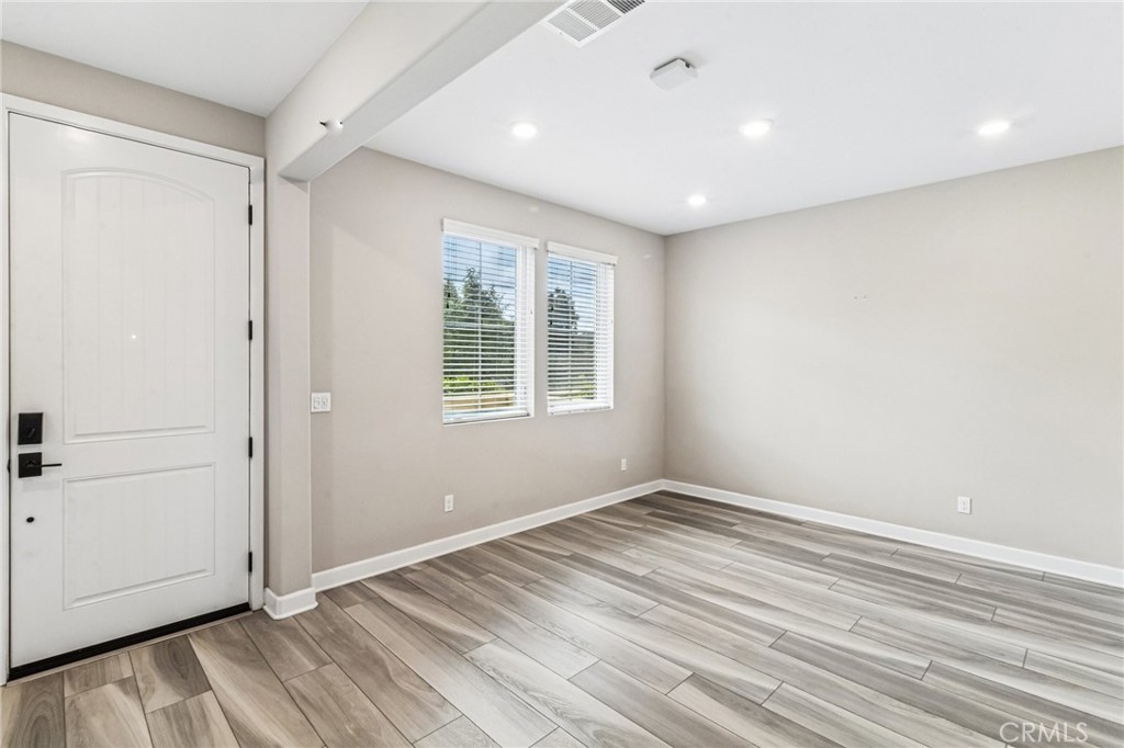 11011 Logan Way - photo 4