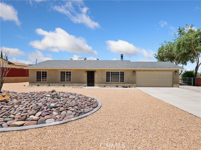 Detail Gallery Image 5 of 42 For 17970 Pitache St, Hesperia,  CA 92345 - 3 Beds | 2 Baths
