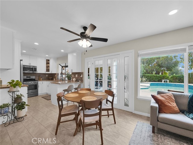 18622 Brasilia Drive, Porter Ranch CA: https://media.crmls.org/medias/120b4e2e-91e5-40e2-8104-37db49d835b9.jpg