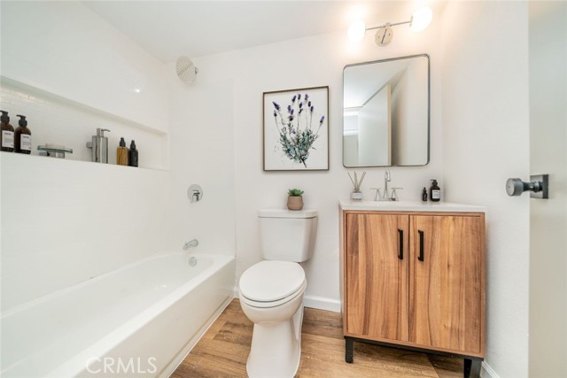 Detail Gallery Image 14 of 23 For 4037 Weyer St, Riverside,  CA 92501 - 3 Beds | 2 Baths